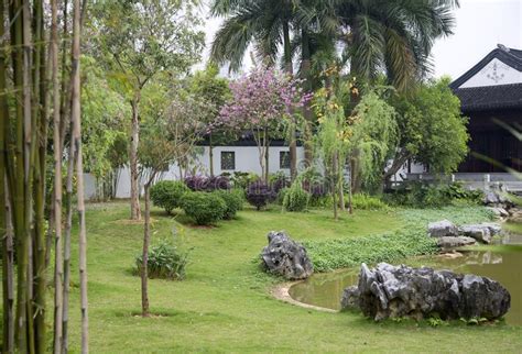  O Templo Qingxiu! Um Tesouro Escondido no Coração Verde de Nanning!